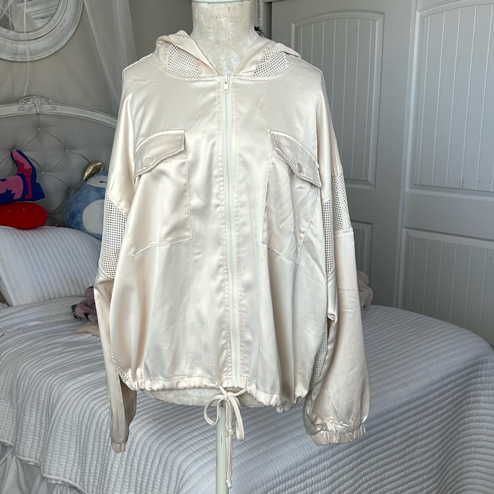 Lightweight Zip Up Mesh Top